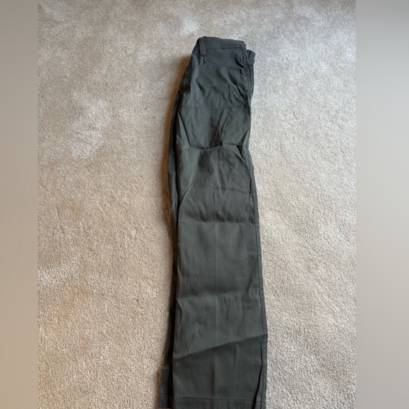 pants - Picture 3 of 4